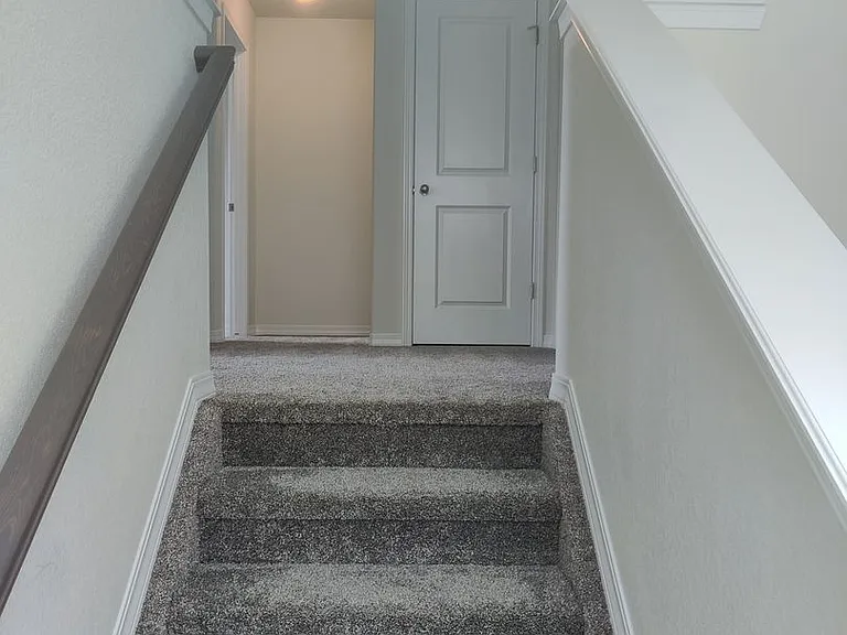 4649 Zircon Dr — Photo 35