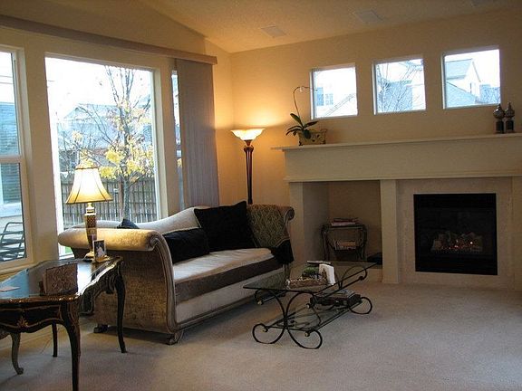 3rd image of 6577 NE Copper Beech Dr