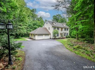 33 Greenknoll Drive, Brookfield, CT 06804