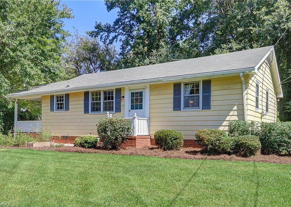 1st image of 2618 Shady Lawn Dr