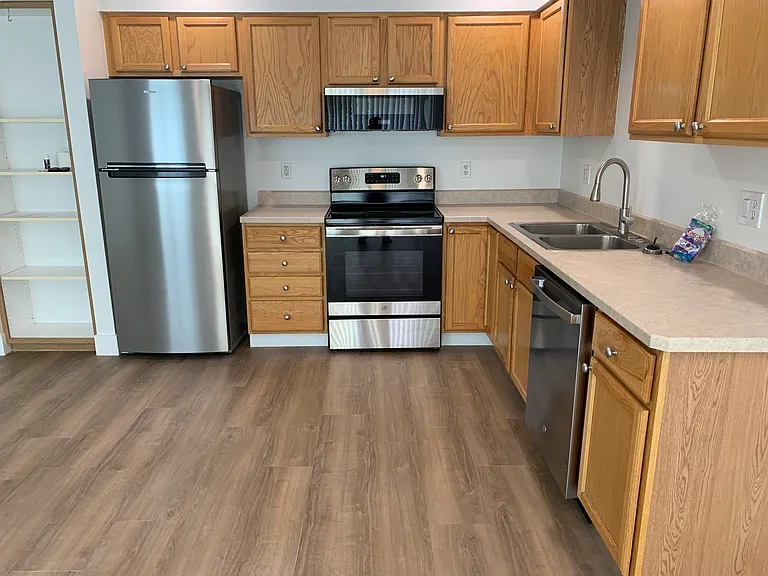 2951 NE Stanton Ave #1 — Photo 2