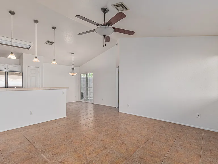 3022 E Michigan Ave — Photo 10
