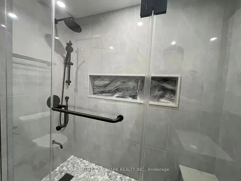 17 Rosemeade Ave #2 — Photo 15