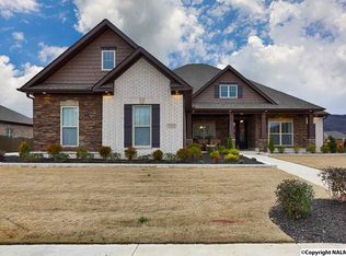 7512 Grayhawkcourt, owens cross road, AL 35763