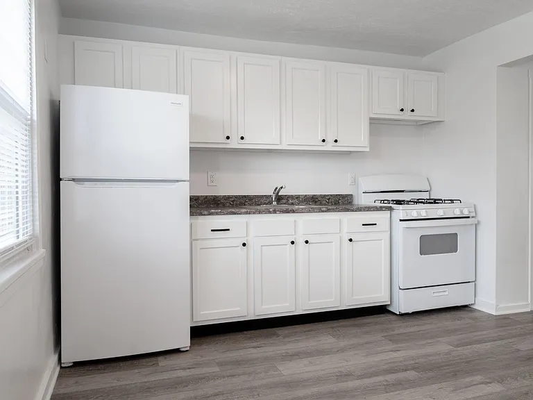 62 Midland Heights Cir #C — Photo 21