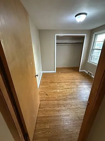 274 Nassau Ave — Photo 3