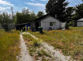 4205 E Oakley Rd, Harrison, MI 48625