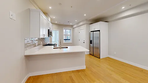 161 Allston St #4R Photo 1