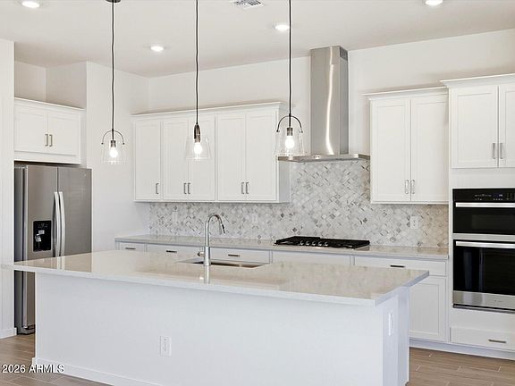 4th image of 1142 W Haynes Way