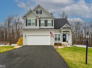 608 Misty Hill Dr, Delta, PA 17314