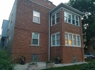 3905 W Cornelia Ave APT 2E, Chicago, IL 60618