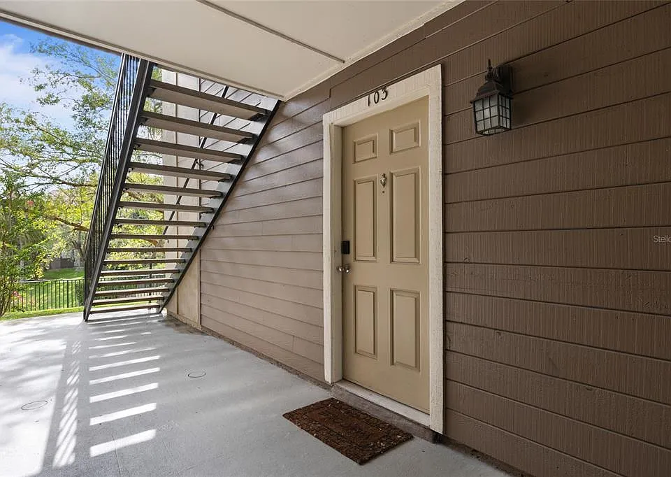 241 Afton Sq #103