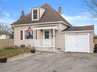816 N Page St, Marengo, IL 60152