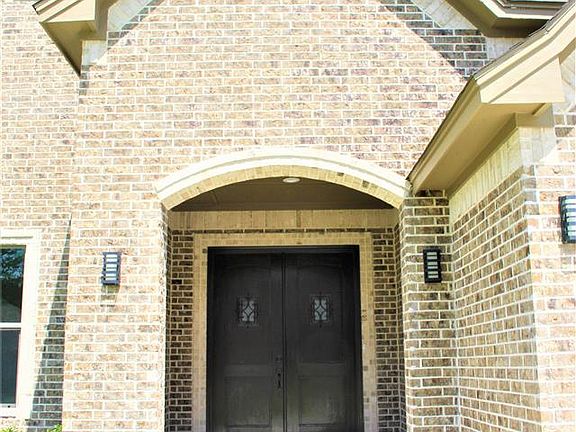 2nd image of 10440 Jordan Ave