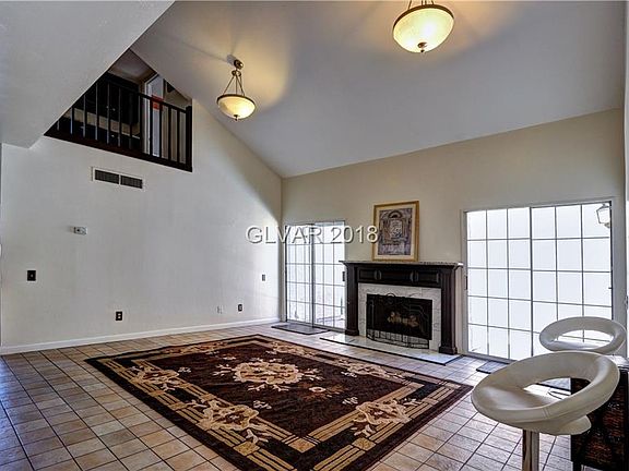 3rd image of 3937 Weybridge Dr