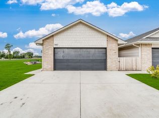 4310 N Sandplum St, Wichita, KS 67205