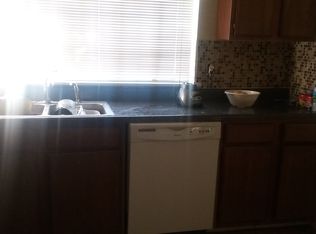 1086 Parkwest Ct, Stone Mountain, GA 30088