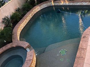 30502 Kentfield Dr, Murrieta, CA 92563