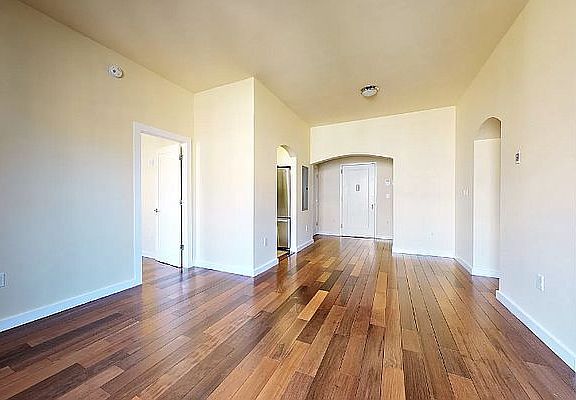 4th image of 180 W 81st St #4W