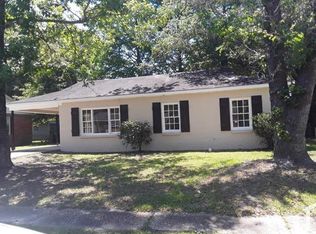 1612 Burdette Dr, Mobile, AL 36605