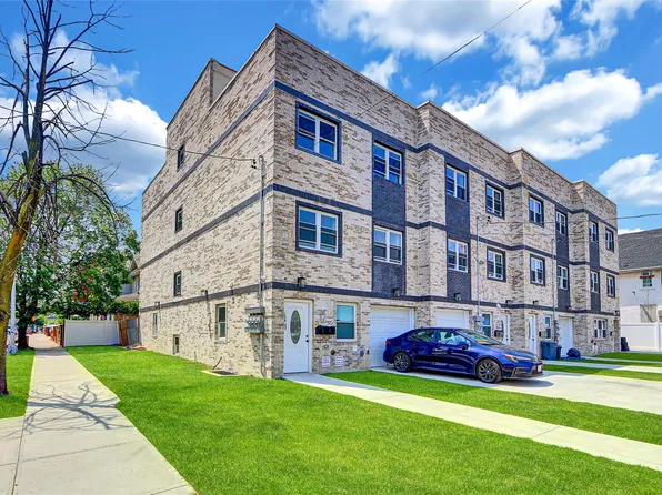 139-22 95 Avenue, Jamaica, NY 11435