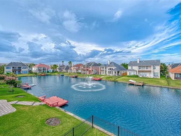 14227 Hawkesbury Ct, Sugar Land, TX 77498