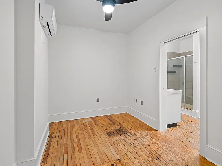 505 Union Ave #218 — Photo 6