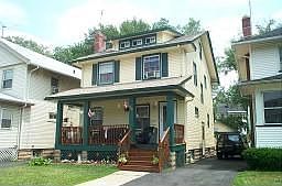 1st image of 272 N Maple Ave