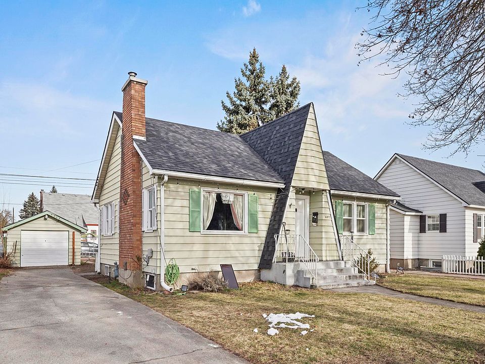 1st image of 407 E Hoffman Ave