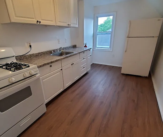 507 Broadway #5 — Photo 1