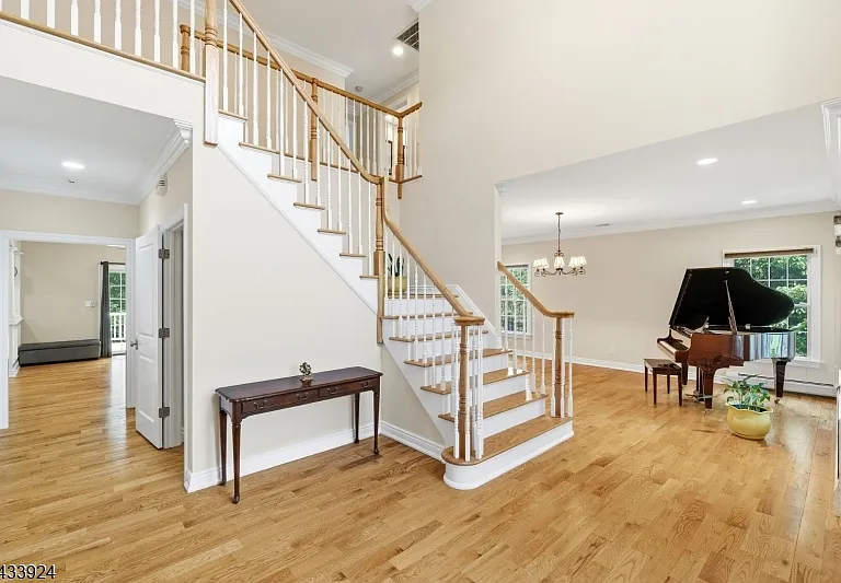 42 Spring Valley Rd — Photo 4