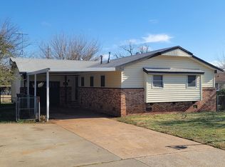 6129 SE 3rd St, Midwest City, OK 73110