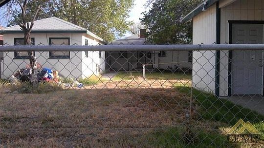 2nd image of 338 Francis St