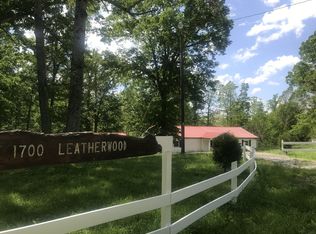 1700 Leatherwood Rd, White Bluff, TN 37187