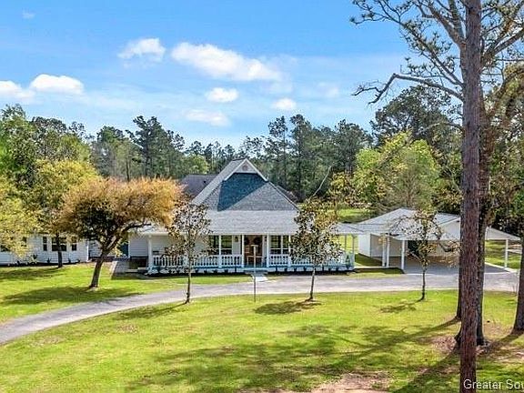 2nd image of 3558 Palm Dr