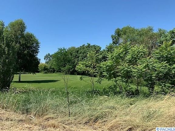 3rd image of 500 W Sunset Dr