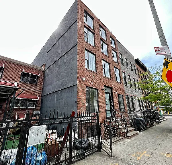 570 Evergreen Ave #2L — Photo 14