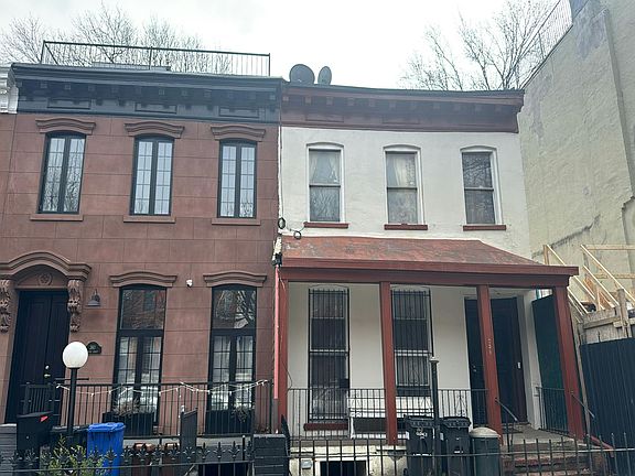 3rd image of 358 Quincy St