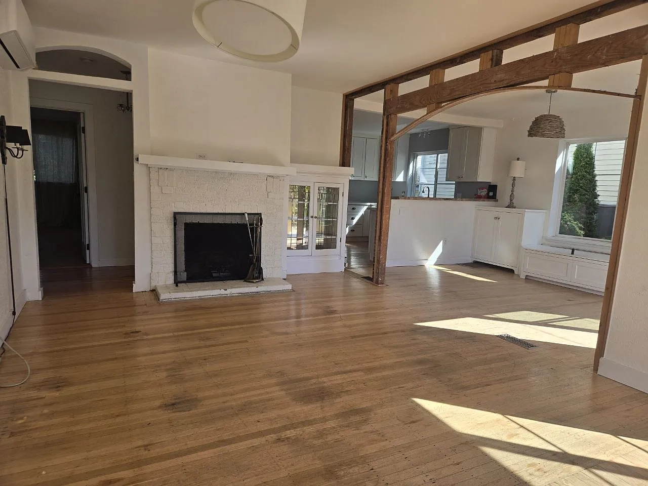 2 bed, 1300 sqft, $3,500 — Photo 3