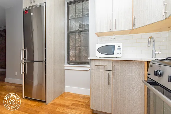 Rented by MySpaceNYC | media 12