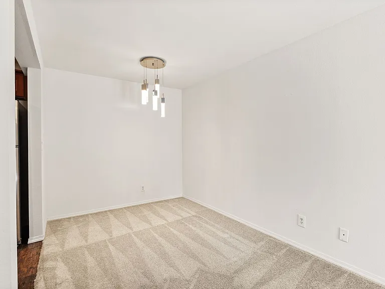 710 N 160th St #B204 — Photo 12