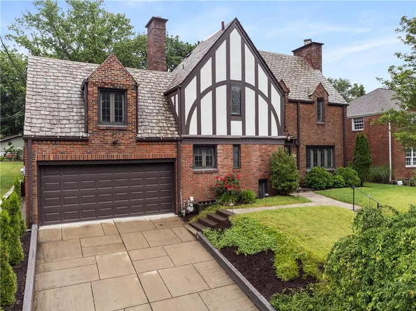 729 Harden Dr, Pittsburgh, PA 15229