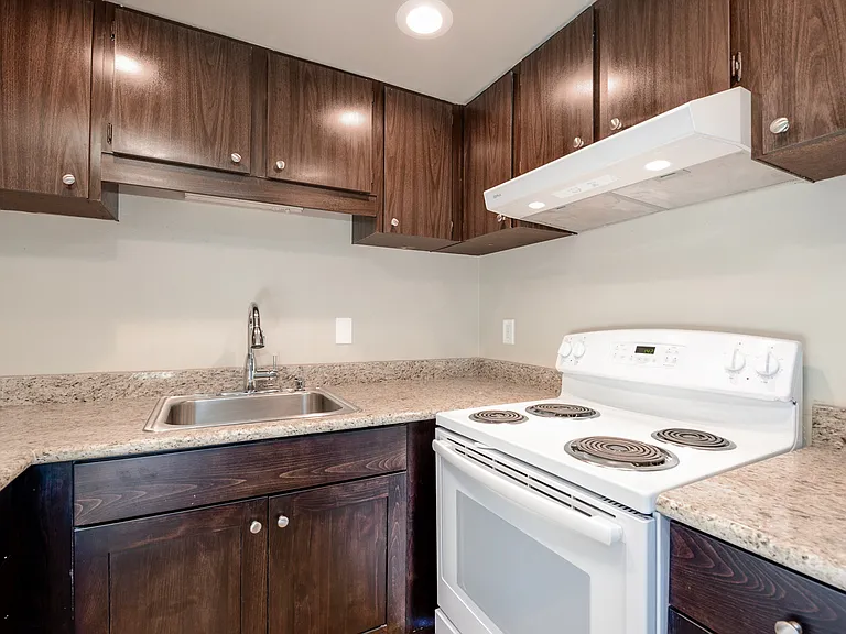Stonebridge Apartments — Photo 75