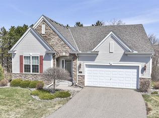 6880 Newbury Knl, Woodbury, MN 55125