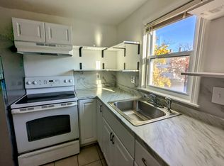 65 Johnson St #D, Pawtucket, RI 02860