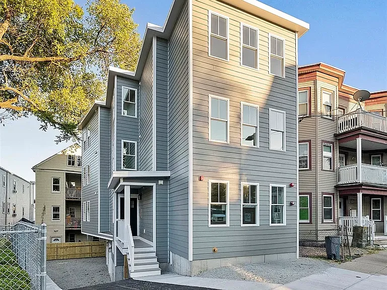 52 Bellevue St #2 — Photo 12