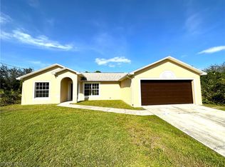 1221 Hillburn St E, Lehigh Acres, FL 33974