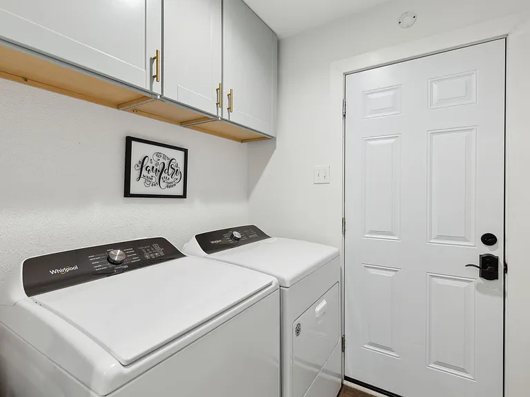 726 Snowden Dr — Photo 25