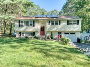 25 Ridgewood Rd, Willington, CT 06279