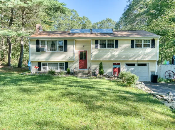 25 Ridgewood Road, Willington, CT 06279